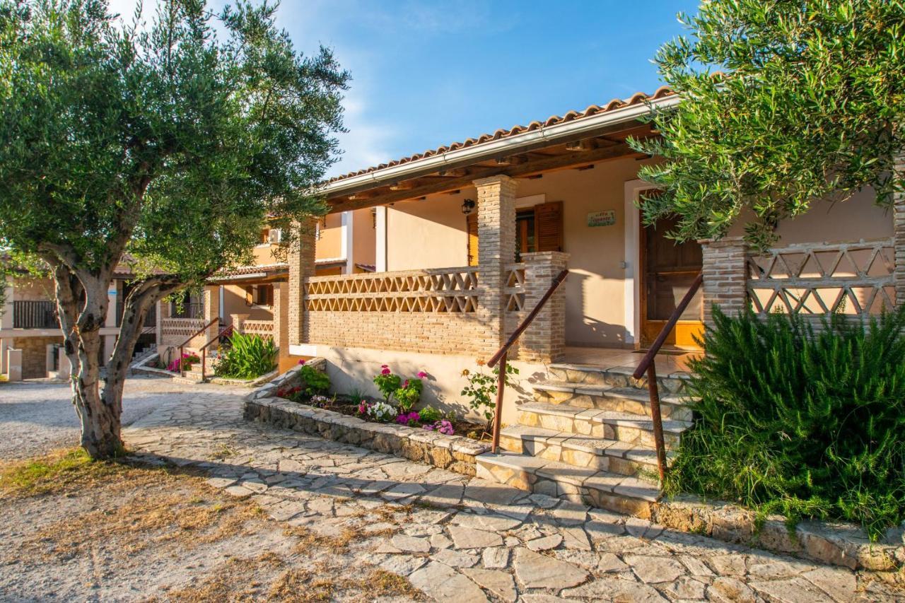 Aeolos Zante Villas With Heated Pool Vasilikí Pokoj fotografie